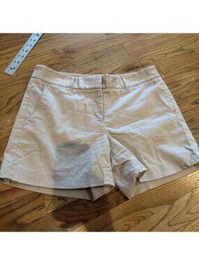 WHITE HOUSE BLACK MARKET WHBM WOMENS TAN SHORTS STUDDED 4 SHORT